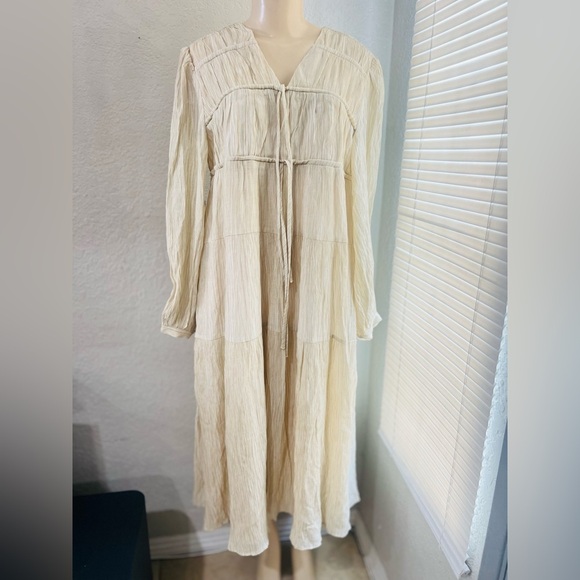 Lit e mode dress size L has pockets an epic dress - Picture 1 of 16